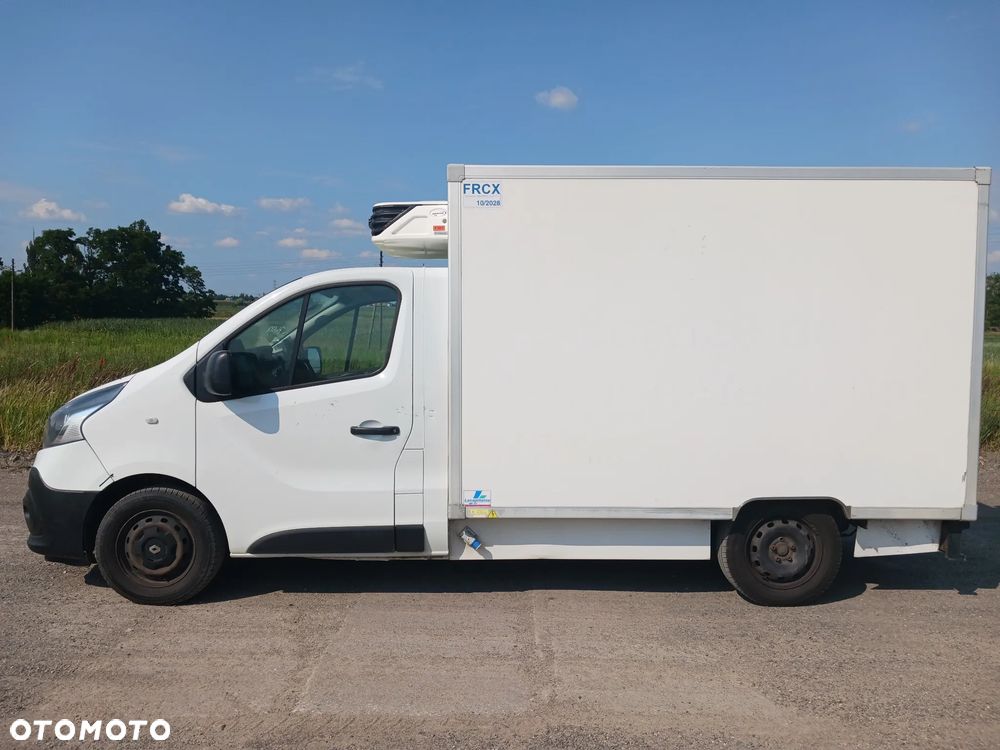 Renault Trafic III 2015r 273 tyś Izoterma chłodnia Mroźnia Sklep Food Truck Agregat zasilanie 230V Trafik - 13