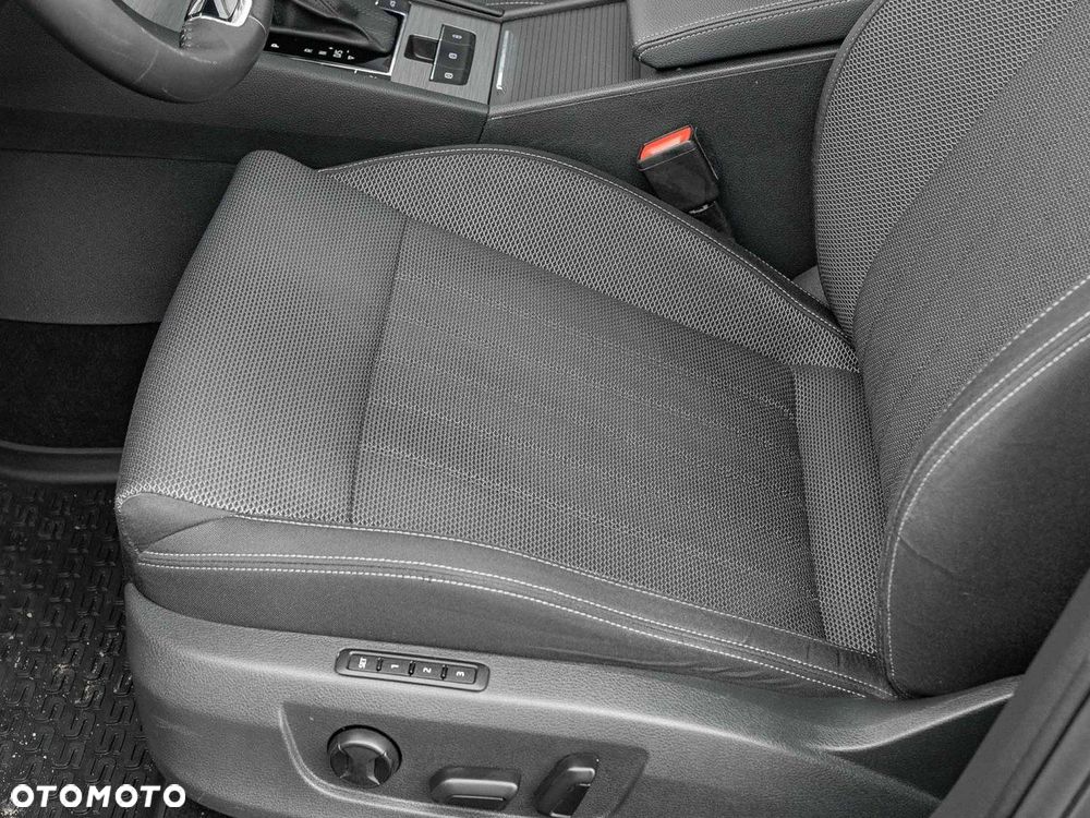 Skoda Superb 2.0 TDI SCR Style DSG - 14