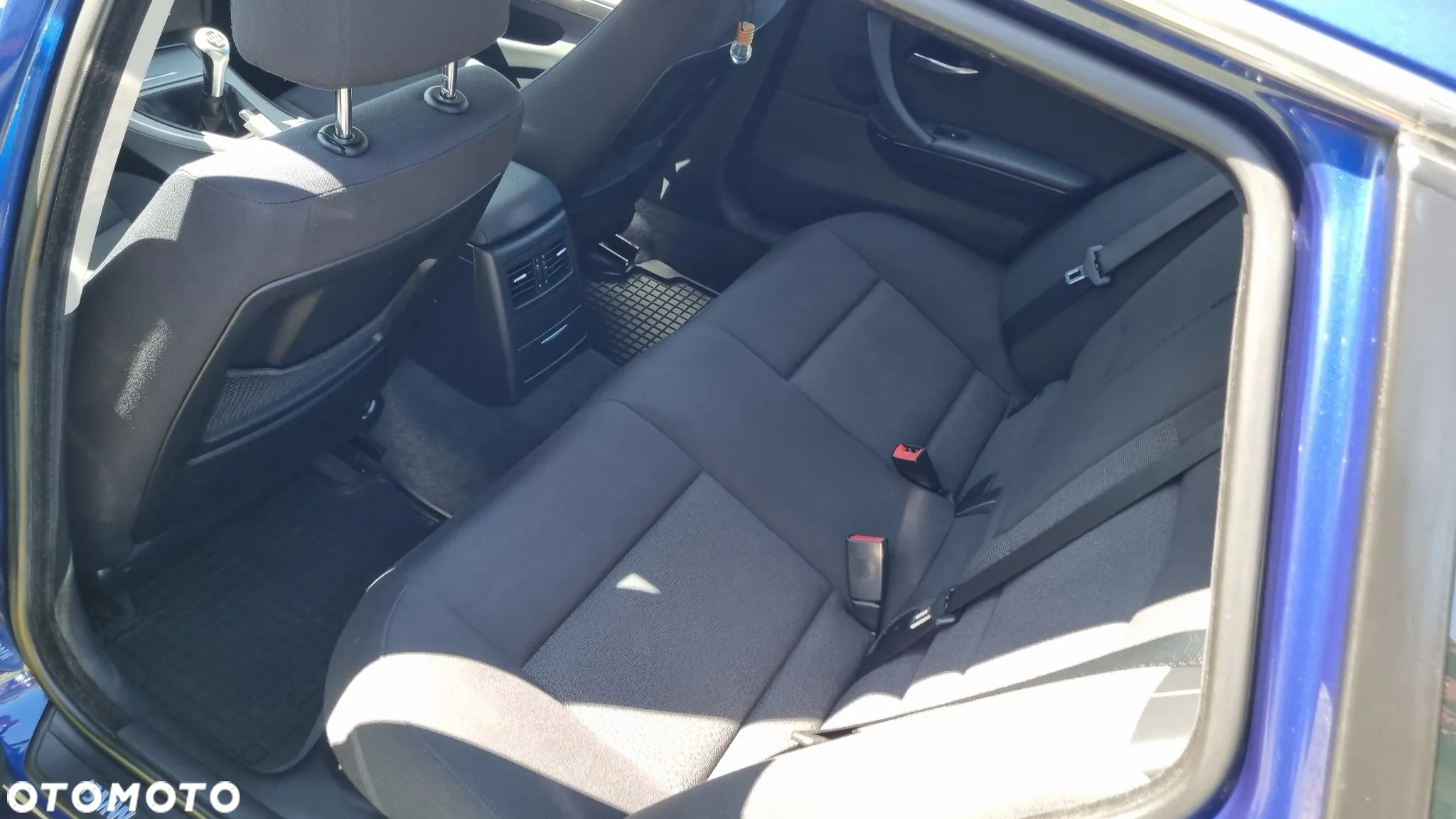 BMW Seria 3 325i - 20