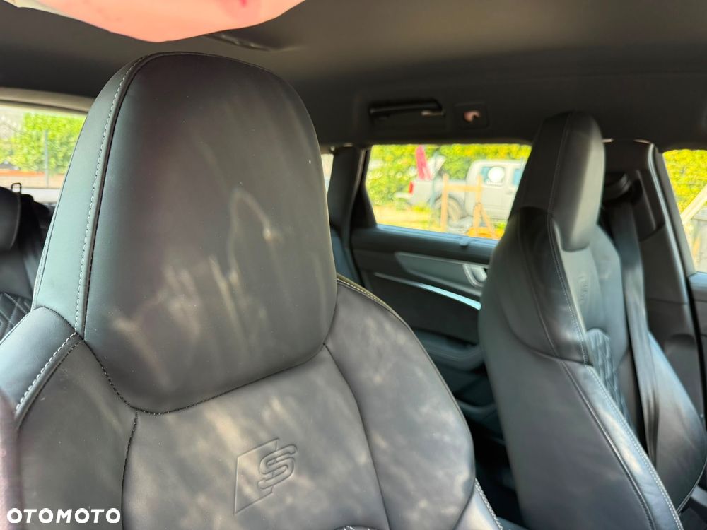 Audi A6 Avant 55 TFSI e quattro S tronic S line - 28