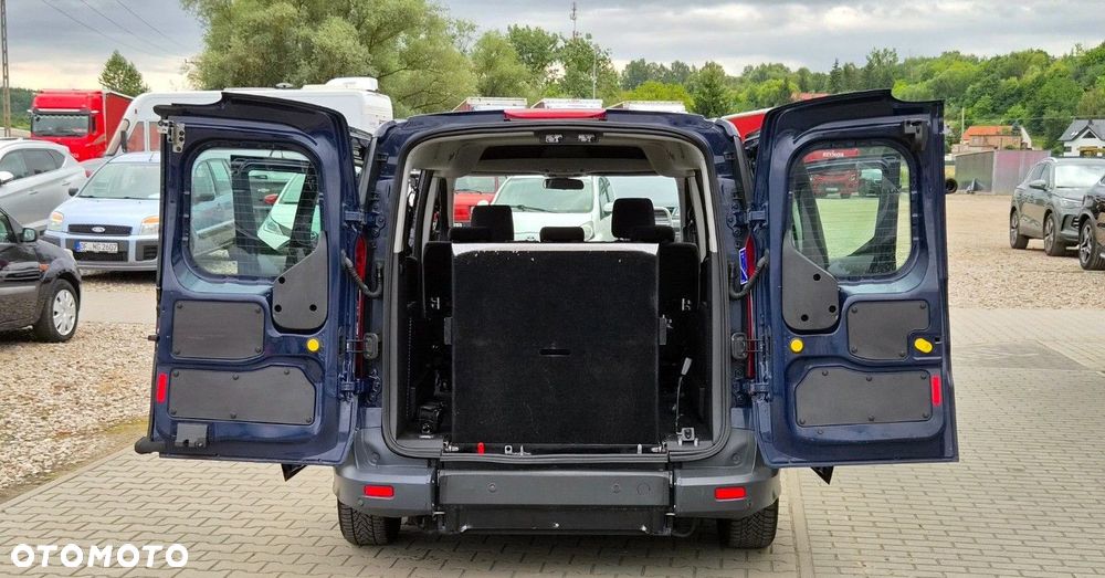 Ford Transit Connect - 18