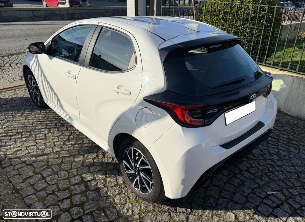 Toyota Yaris 1.5 HDF Comfort Plus - 13