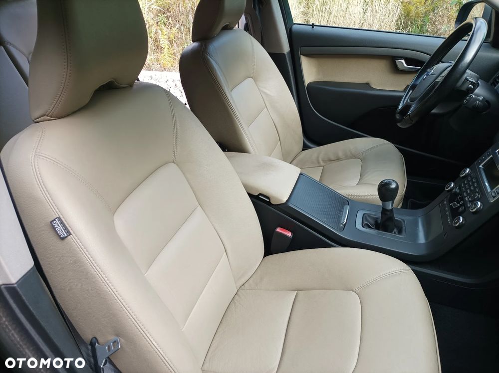 Volvo V70 2.0D Summum - 21