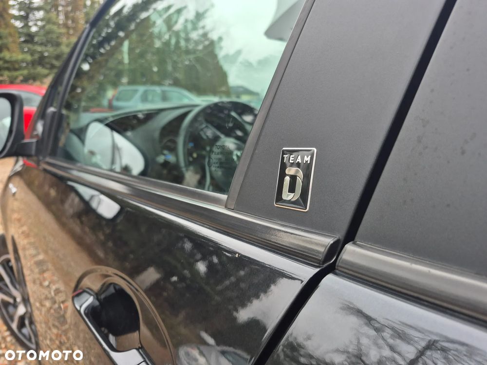 Toyota Yaris Hybrid 100 Premium - 35