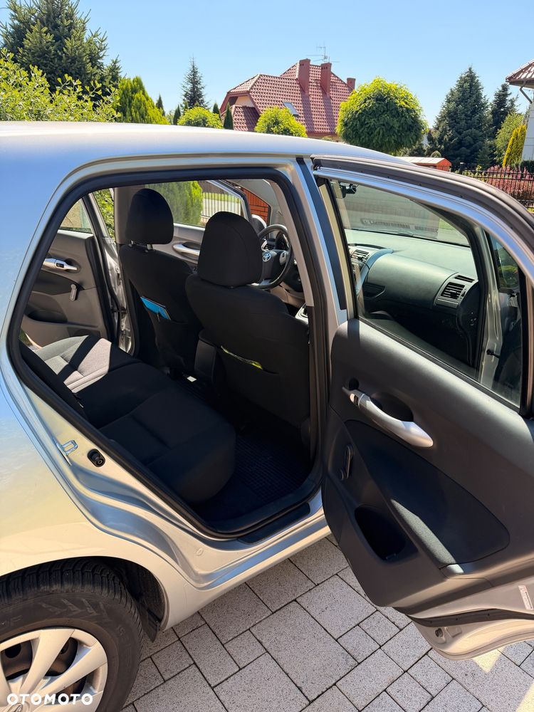 Toyota Auris 1.33 VVT-i Active - 15