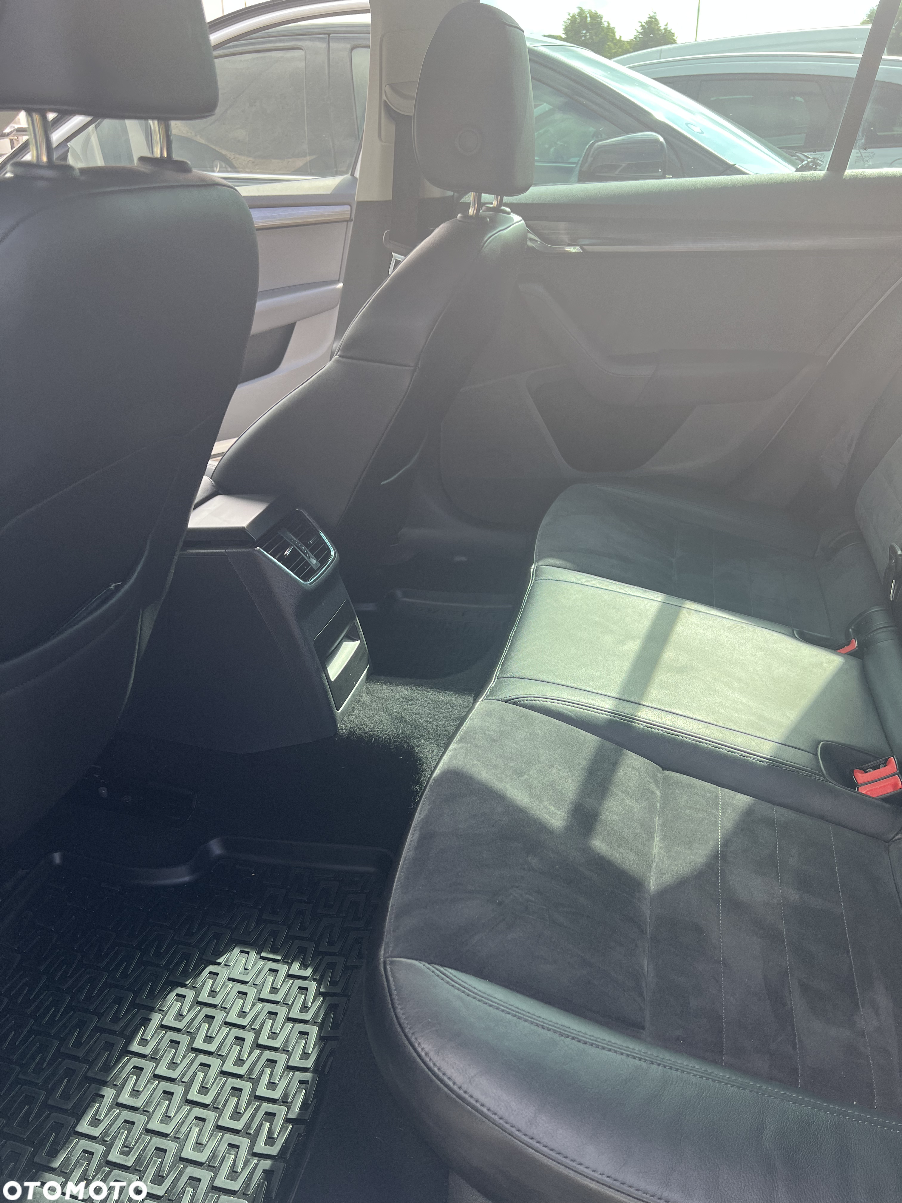 Skoda Octavia Scout 2.0 TDI 4x4 DSG - 32