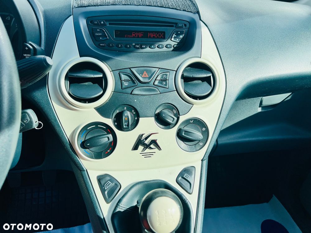 Ford KA - 6