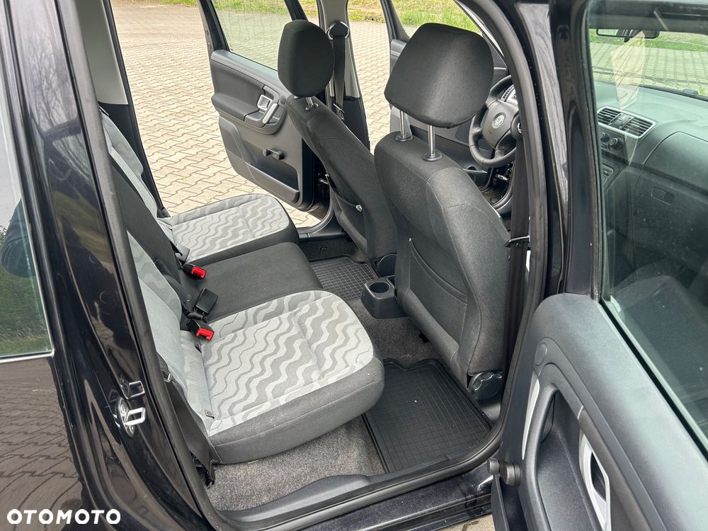 Skoda Roomster 1.4 16V Style PLUS EDITION - 13