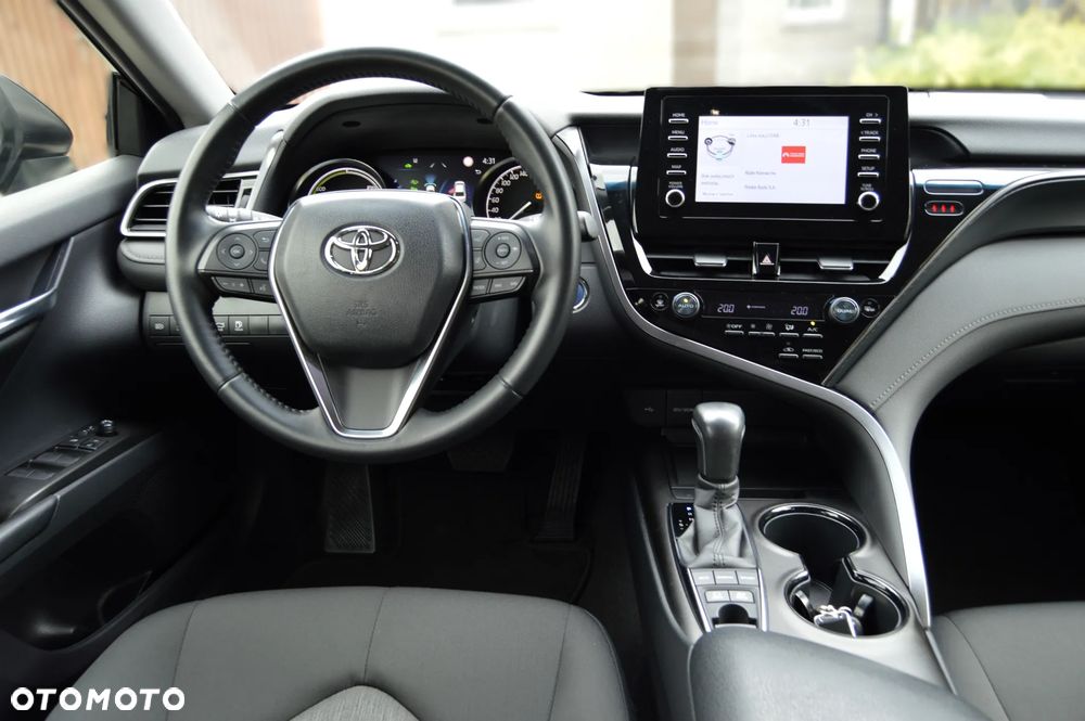 Toyota Camry 2.5 Hybrid Comfort CVT - 17
