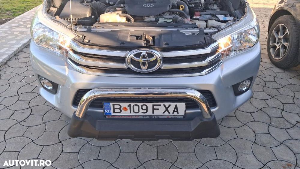 Toyota HILUX - 6
