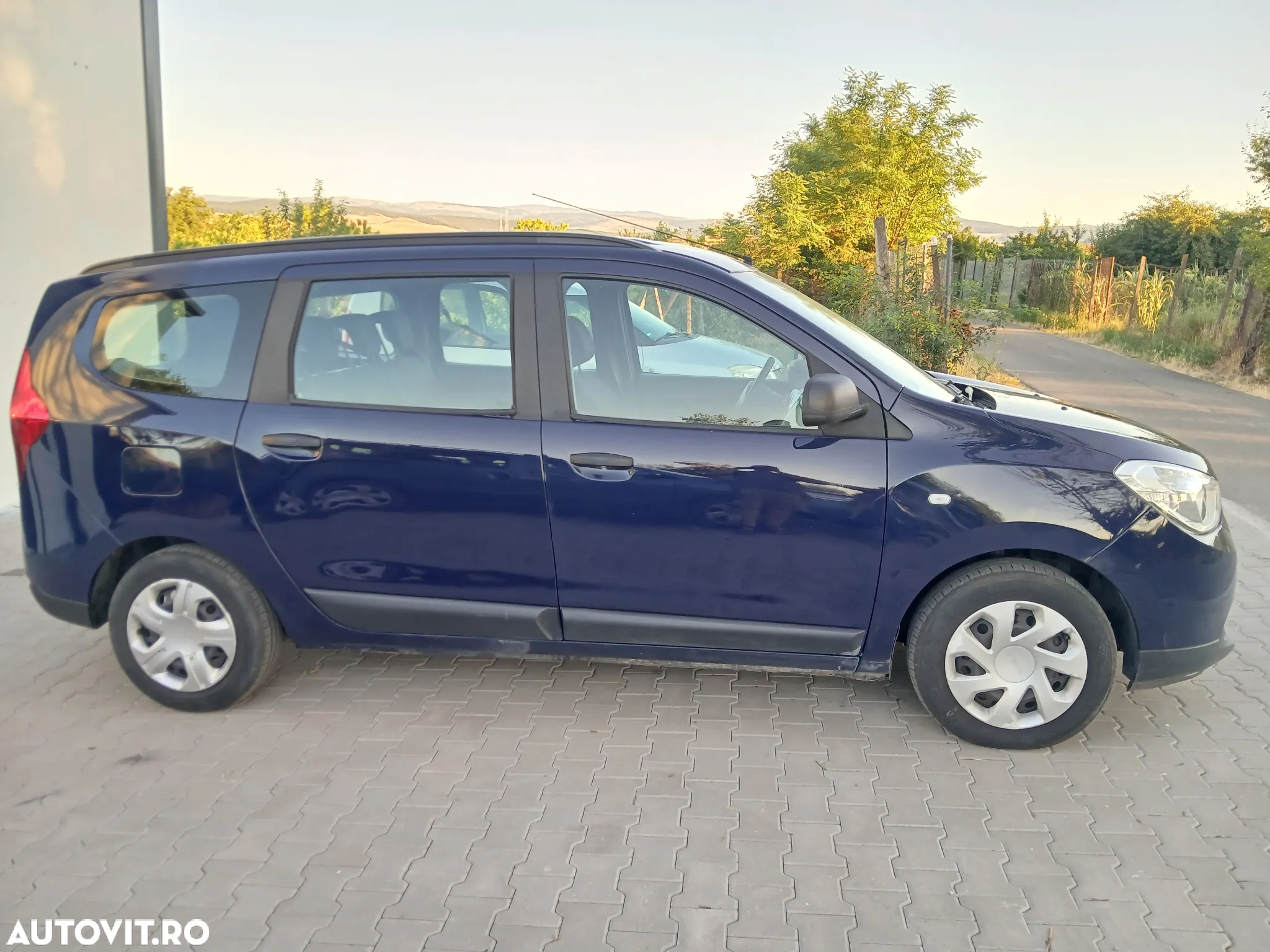 Dacia Lodgy 1.5 dCi 90 CP Ambiance - 5