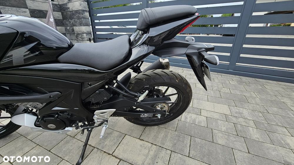 Suzuki GSX - 5
