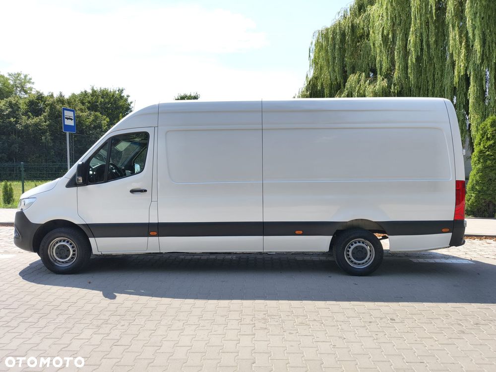 Mercedes-Benz Sprinter - 8