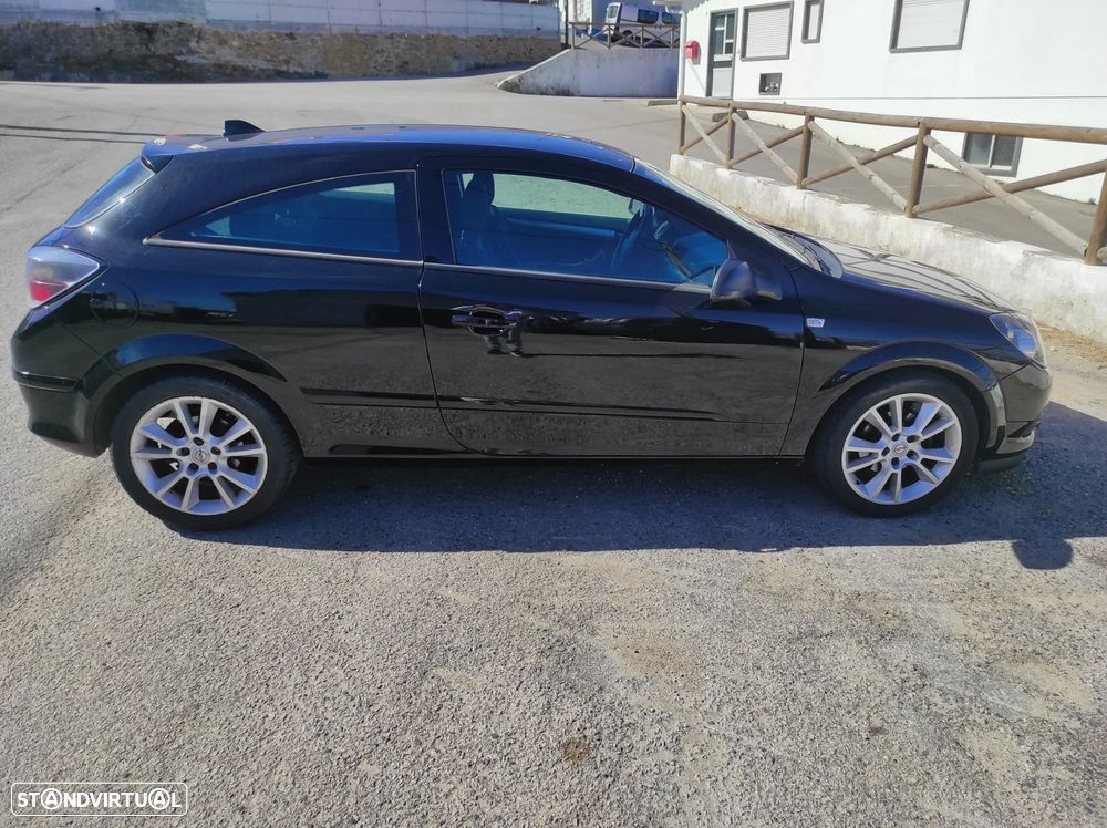 Opel Astra GTC 1.7 CDTI - 4