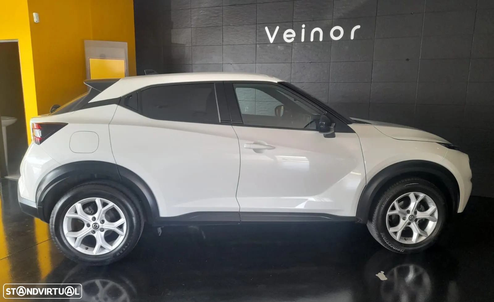 Nissan Juke 1.0 DIG-T N-Connecta NAV. DCT - 17