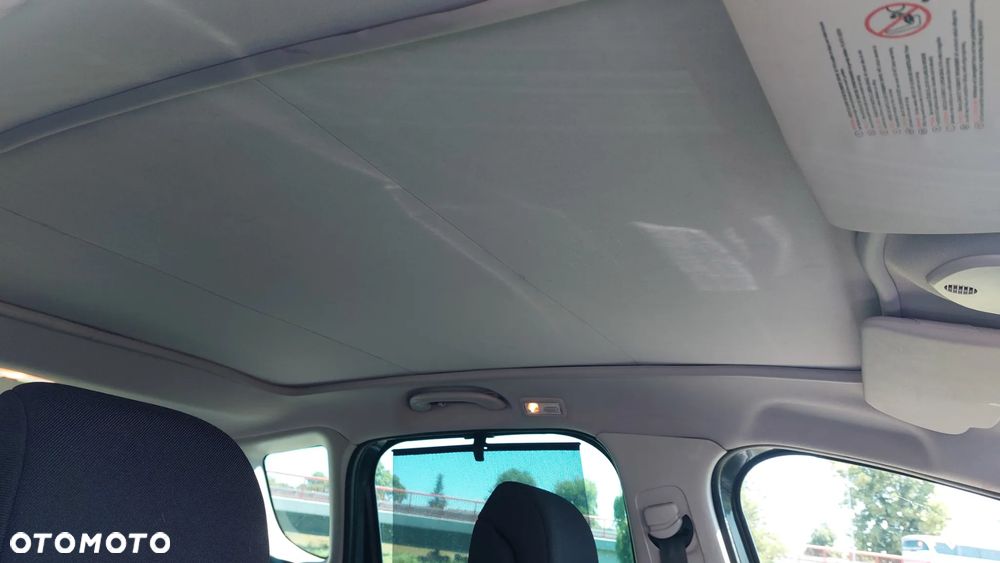 Peugeot 3008 1.6 HDi Premium - 26