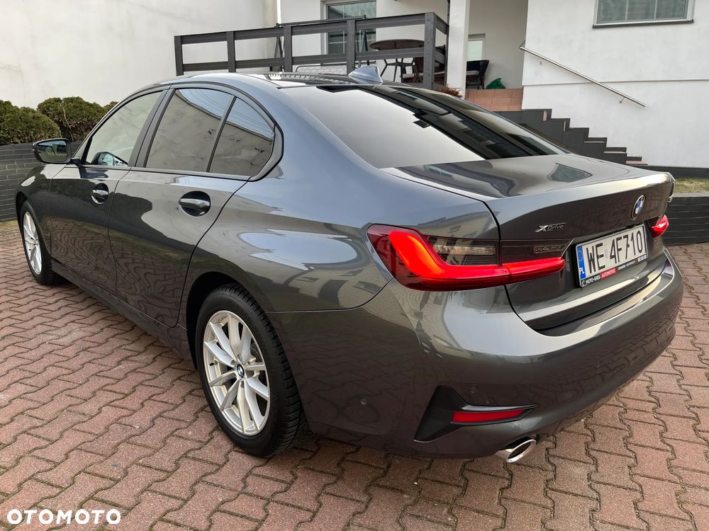 BMW Seria 3 320i xDrive - 6