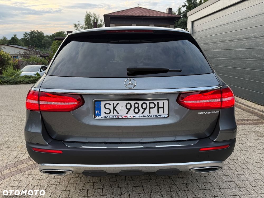 Mercedes-Benz Klasa E 220 d 4Matic T All-Terrain 9G-TRONIC Exclusive - 11