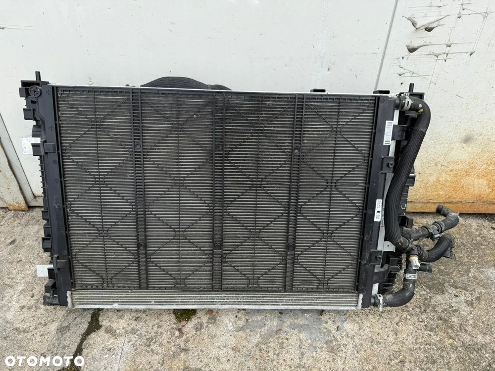 Nissan Qashqai III J12 1.5 VC-T e-POWER CHŁODNICE WENTYLATORY KOMPLET BEZ WĘŻY