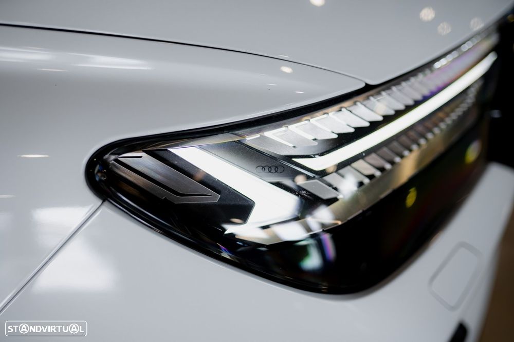 Audi Q4 Sportback e-tron - 11