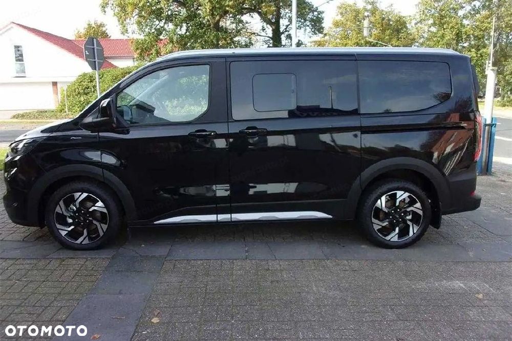 Ford Tourneo Custom - 7