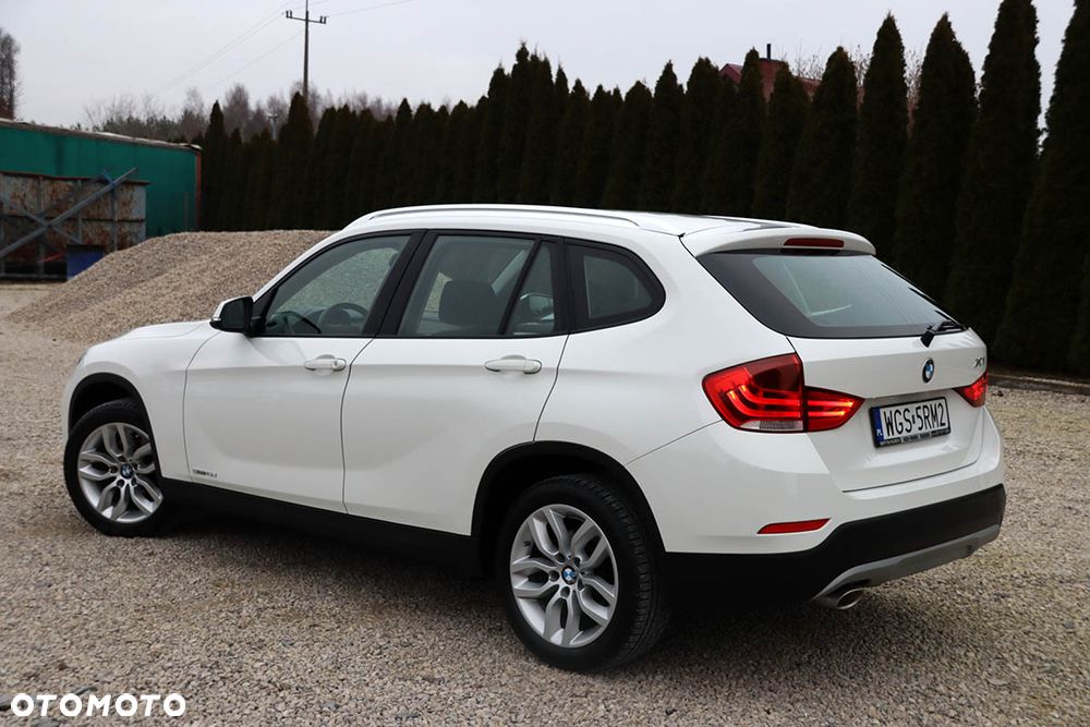 BMW X1 sDrive18d xLine - 14