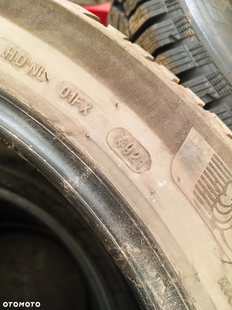 Opona całoroczna 255/45r19 Michelin 2021r - 5