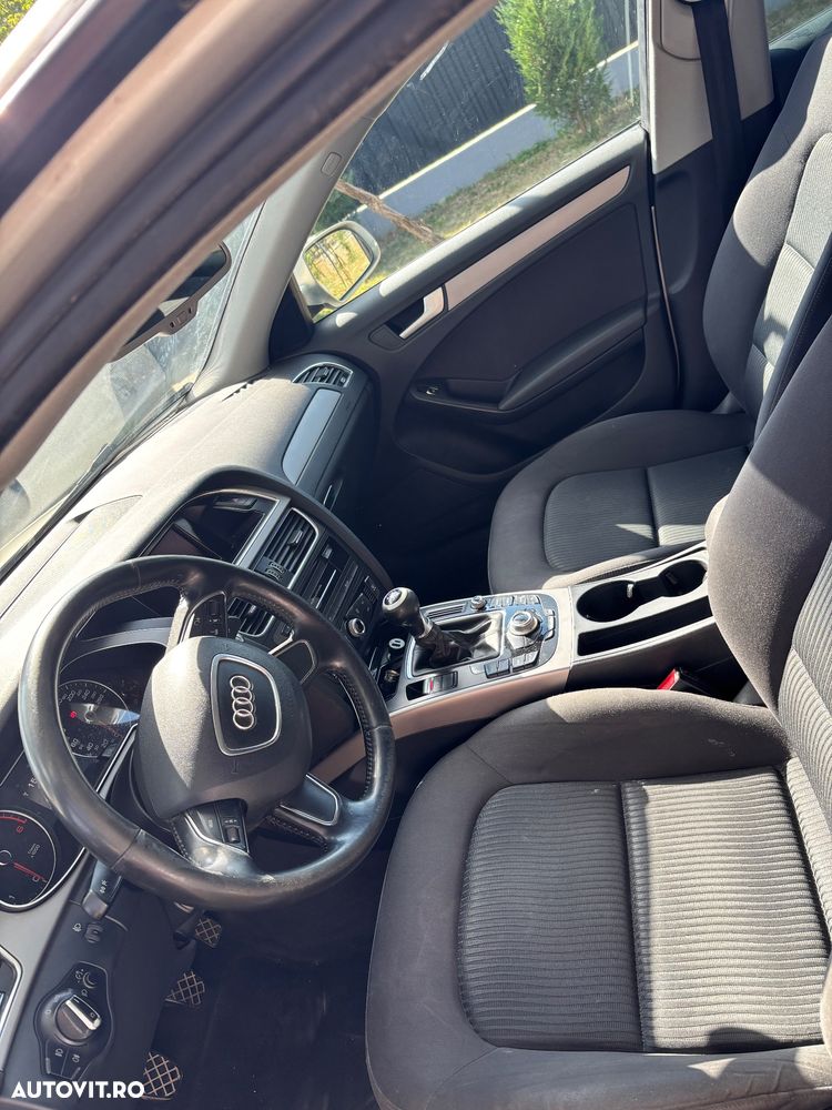 Audi A4 Limuzina 2.0 TDI - 5