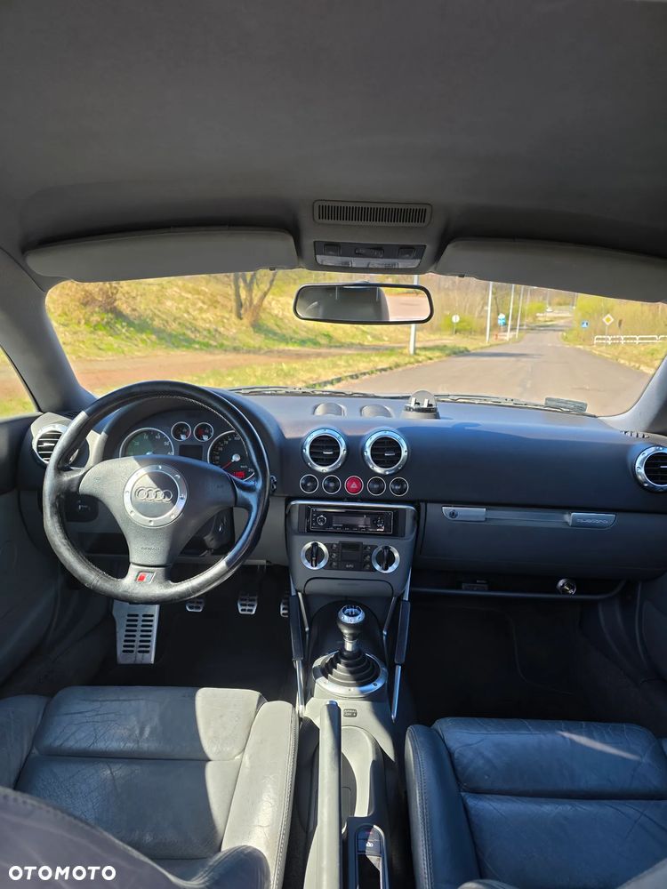 Audi TT Coupé 1.8T Quattro - 7