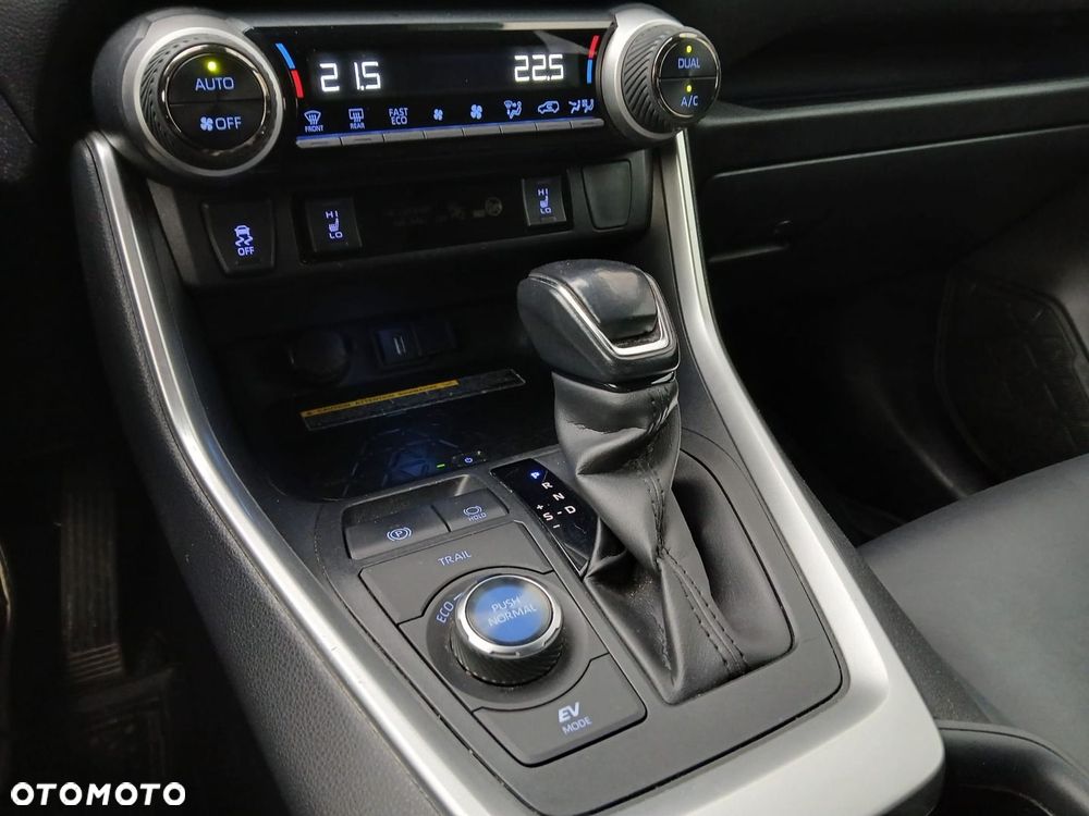 Toyota RAV4 2.5 Hybrid Black Edition by JBL 4x4 - 27