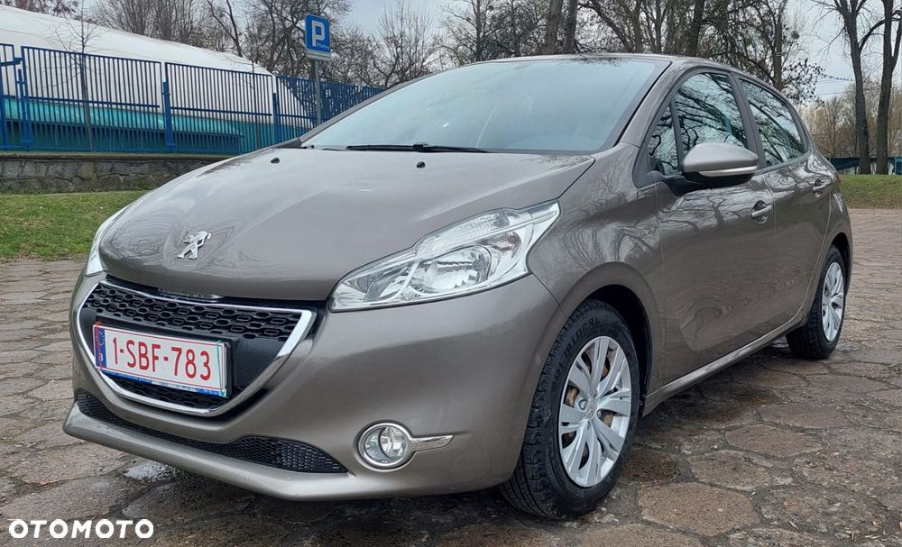 Peugeot 208 PureTech 82 Start & Stop Style - 1