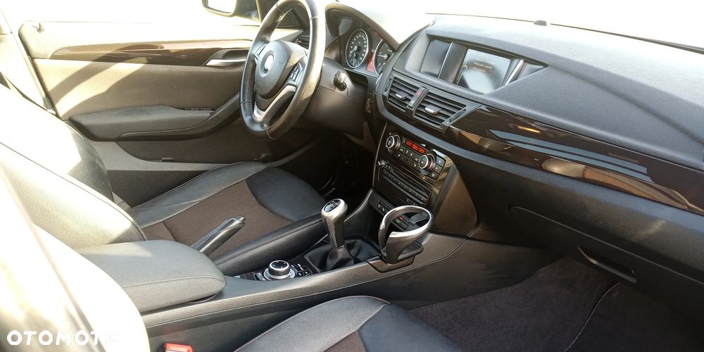 BMW X1 xDrive18d - 34