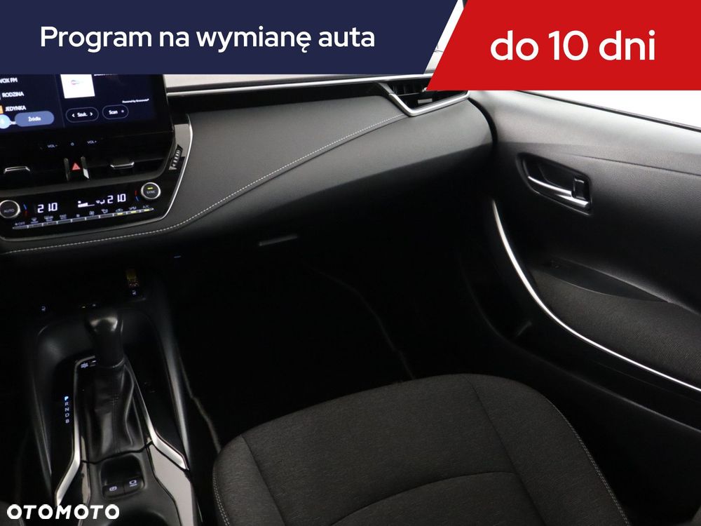 Toyota Corolla - 10