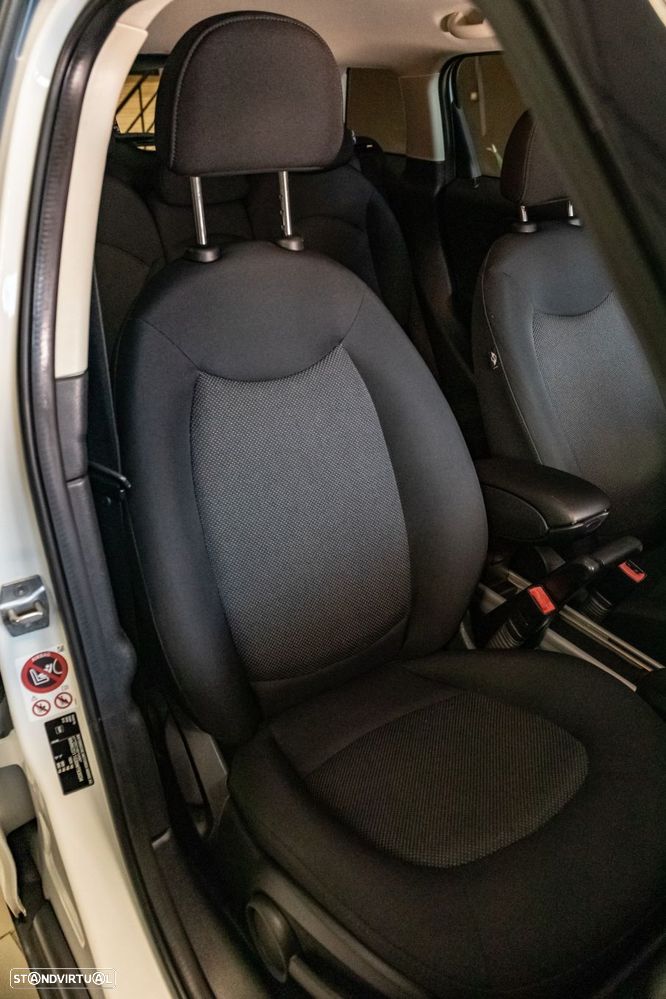 MINI Countryman Cooper D - 13