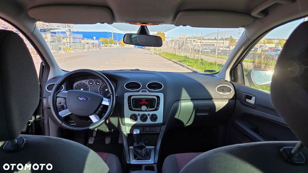 2007 Ford Focus, photograph 7