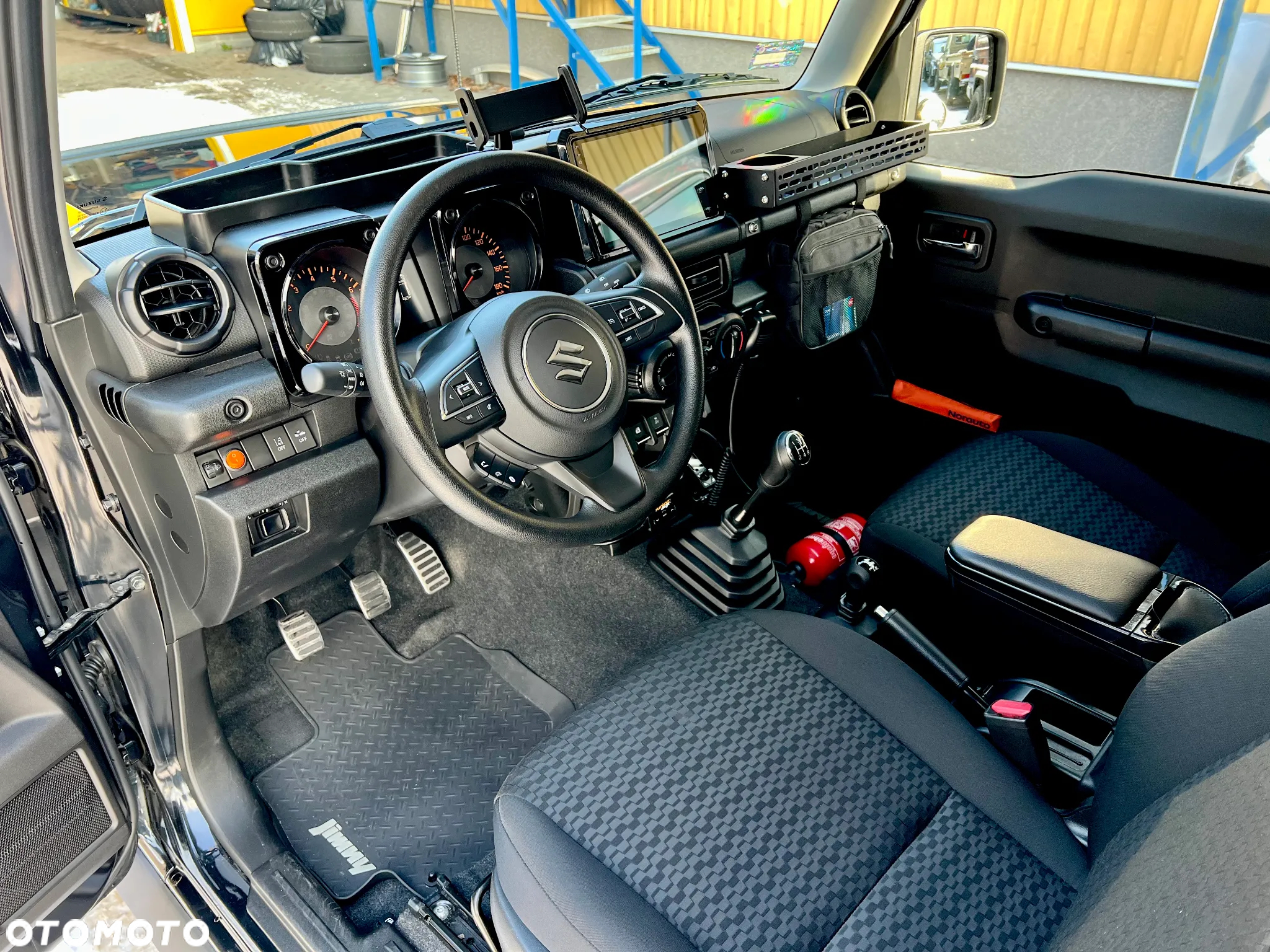 Suzuki Jimny - 14