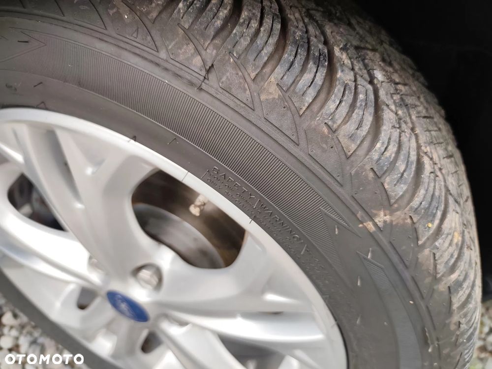 Ford S-Max 2.0 TDCi DPF Titanium MPS6 - 25