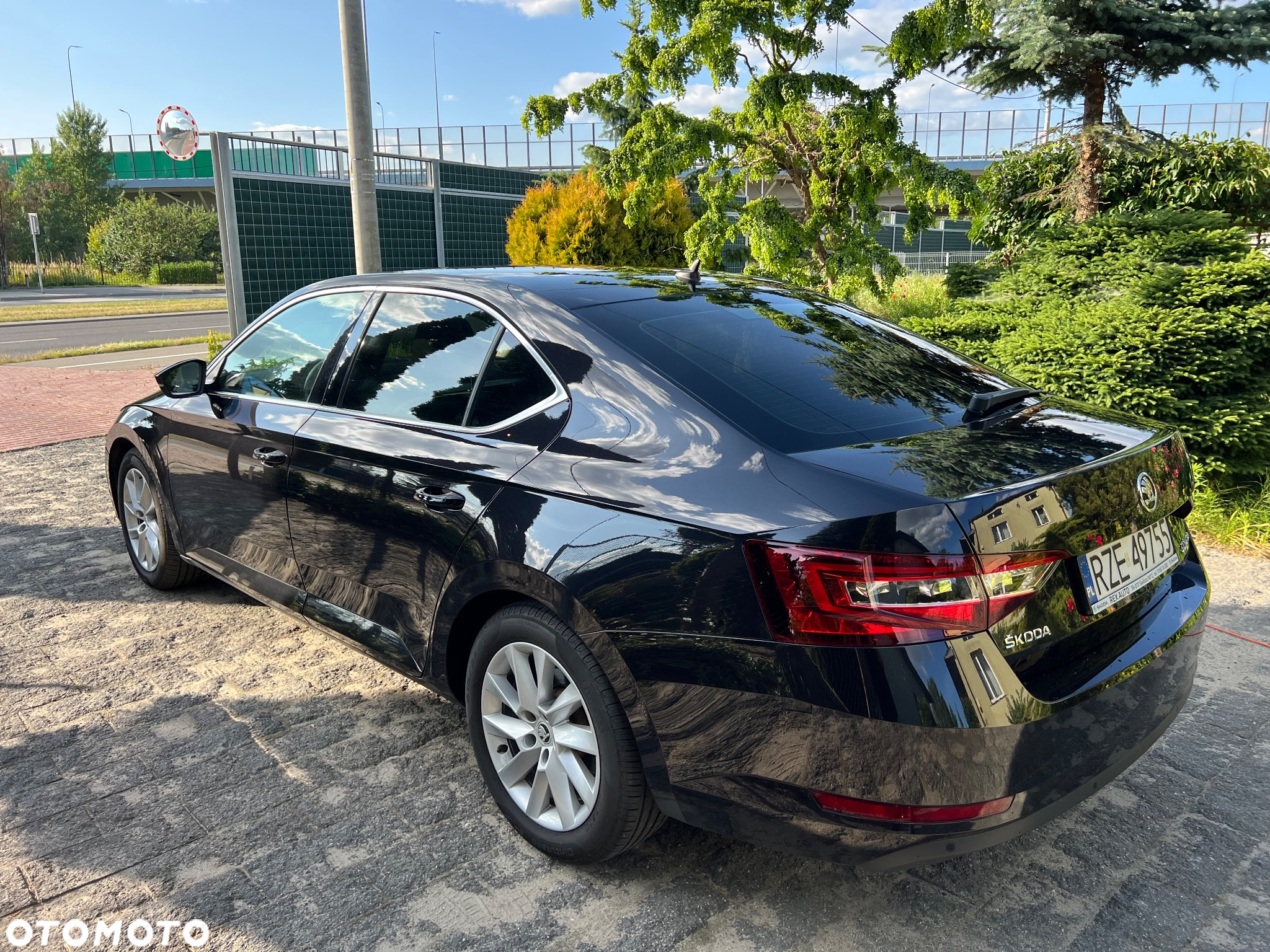 Skoda Superb 1.8 TSI Ambition DSG - 11