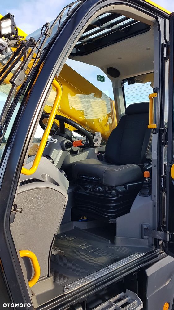 JCB 542-70 Agri Xtra 2020R - 16