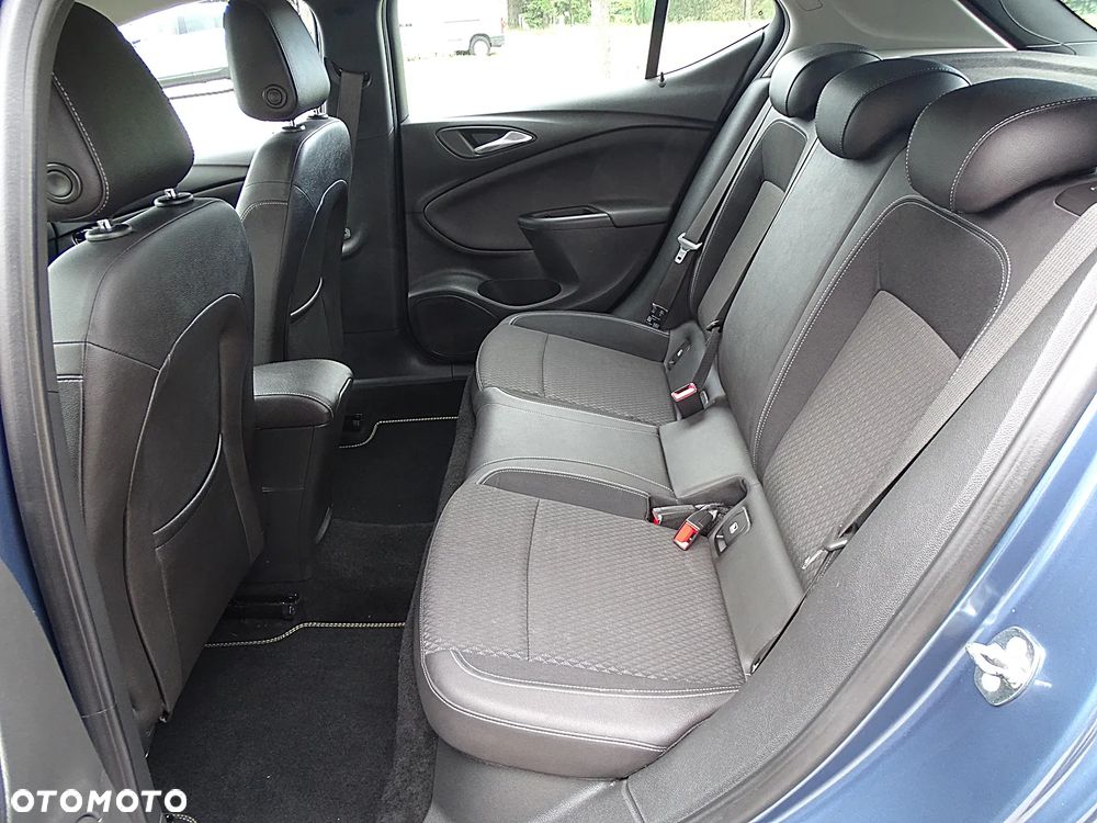 Opel Astra 1.4 Turbo Innovation - 8