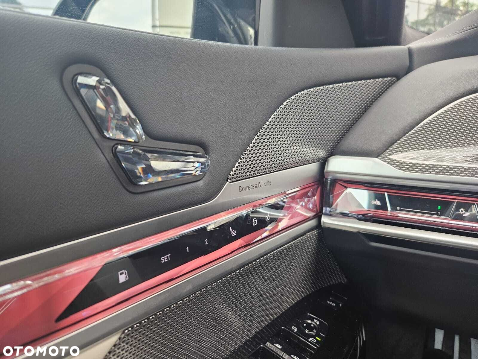 BMW Seria 7 - 18