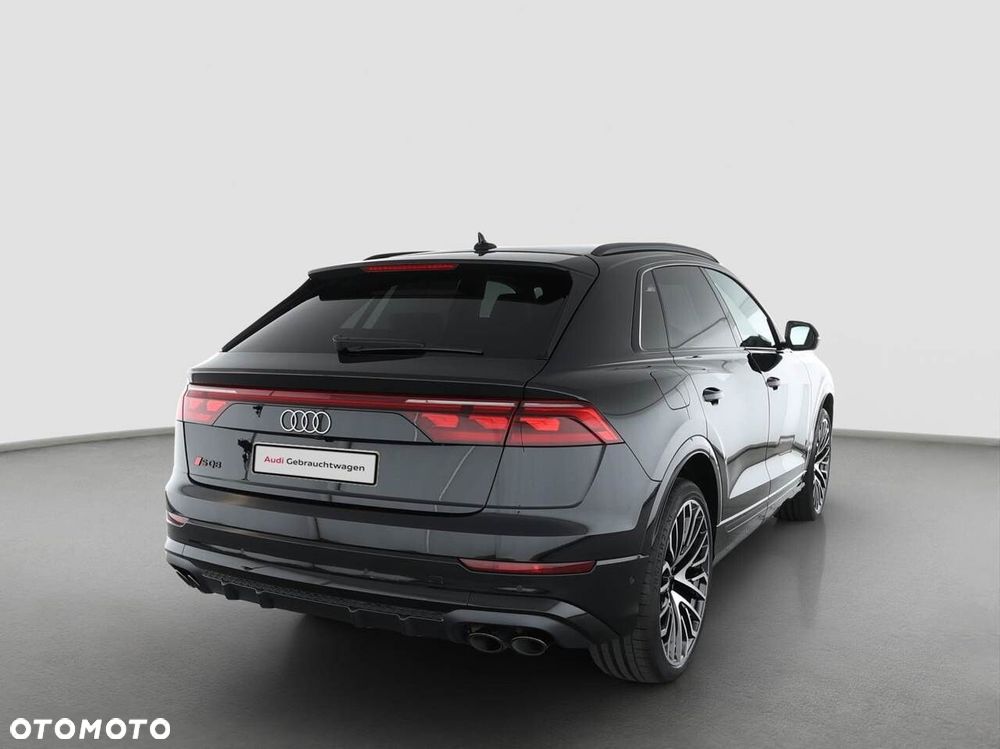Audi SQ8 - 20