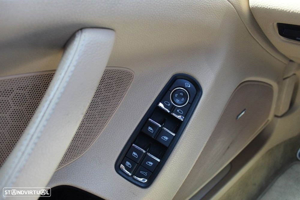 Porsche Panamera Platinum Edition - 13