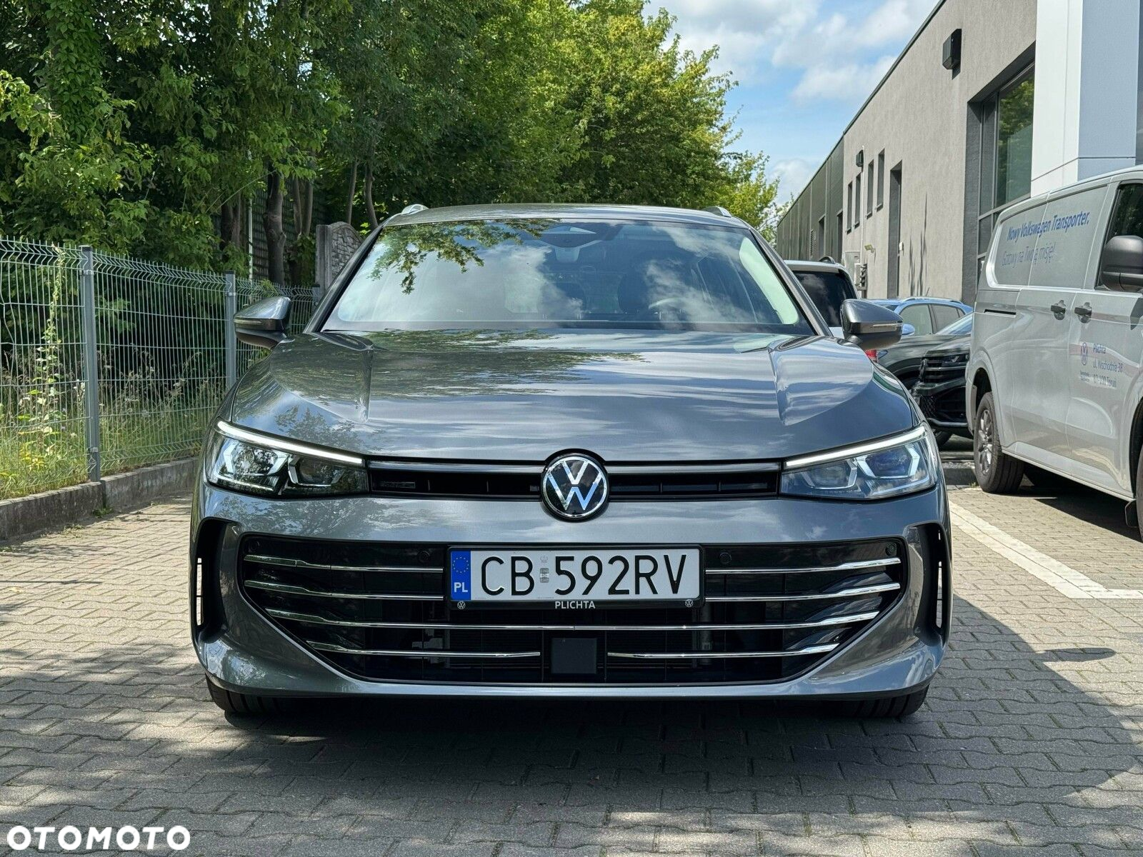 Volkswagen Passat 1.5 TSI ACT mHEV Elegance DSG - 4