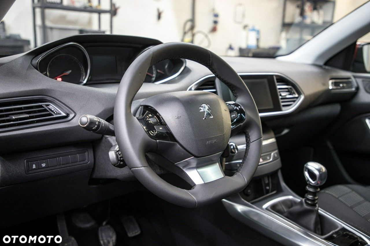 Peugeot 308 - 14