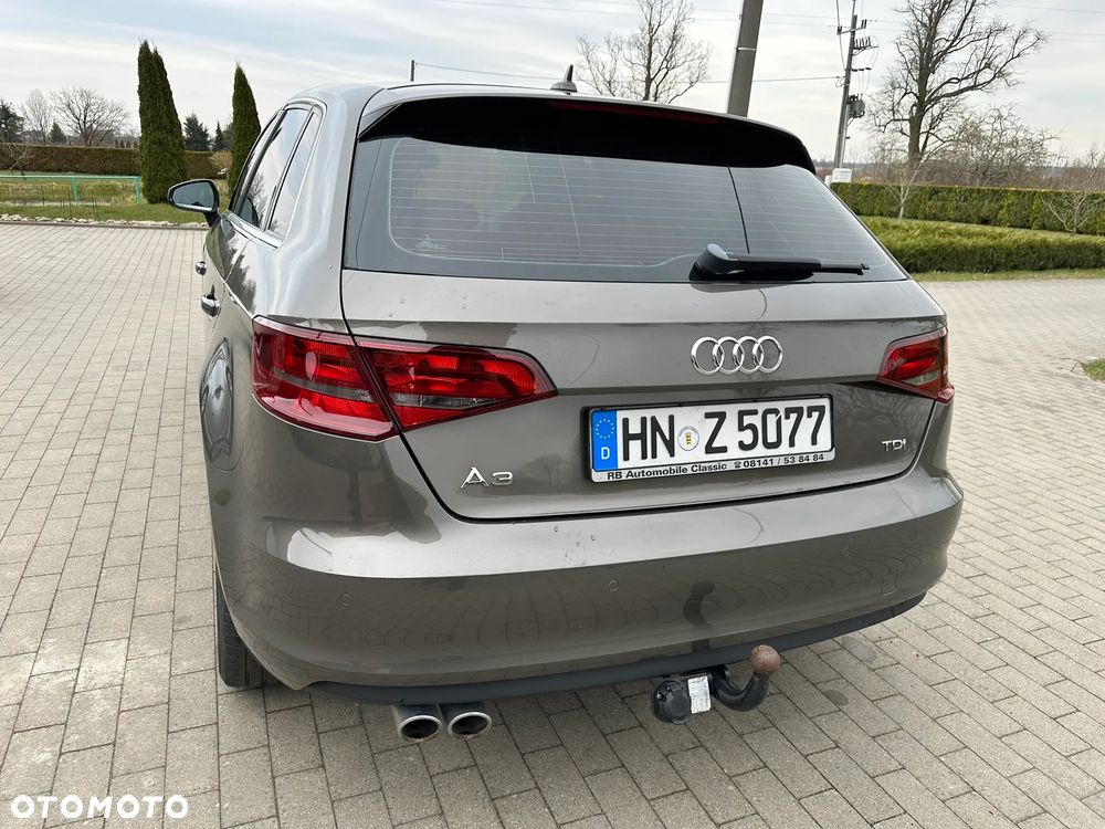 Audi A3 Sportback - 3