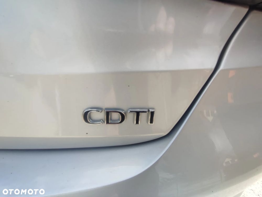 Opel Astra - 24