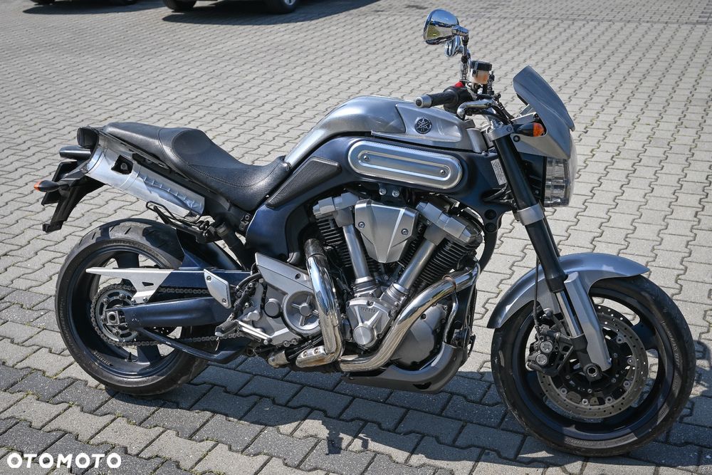 Yamaha MT - 1