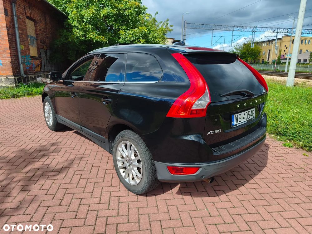 Volvo XC 60 2.4D AWD - 7