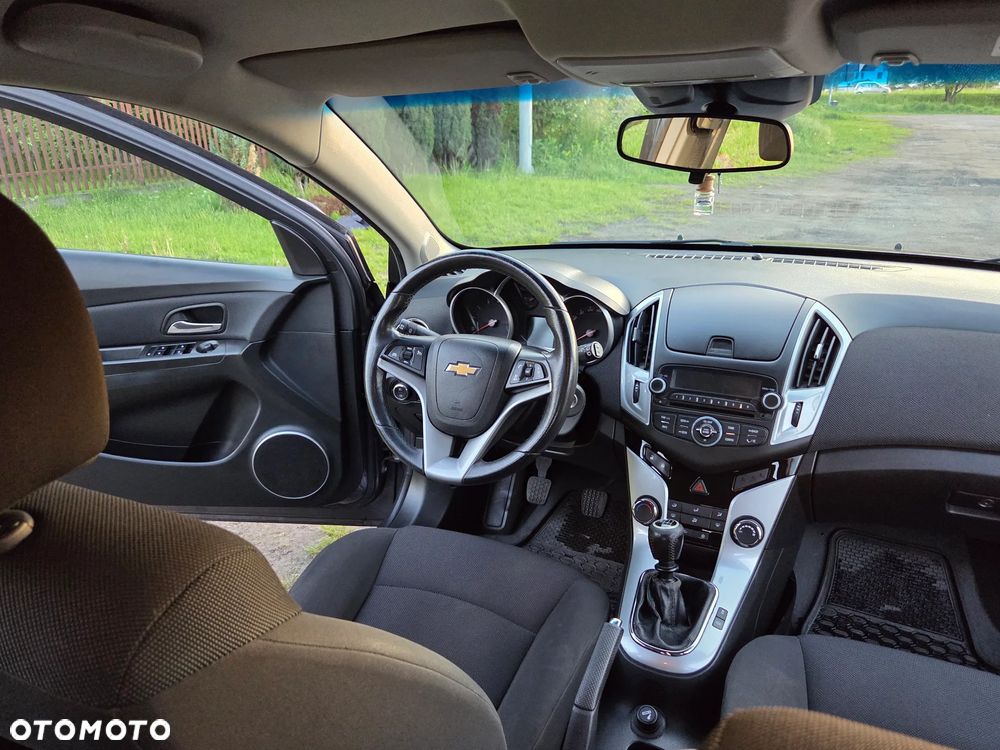 Chevrolet Cruze 1.4 T LT - 10